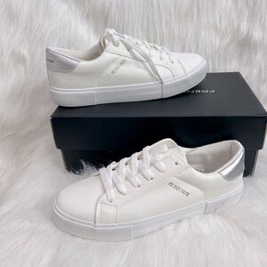 French Connection Silver White Sneakers Sleek Design‎